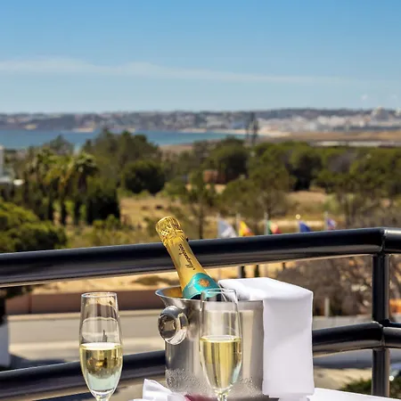 Regency Salgados & מלון 4*