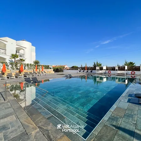 Regency Salgados & 알부페이라