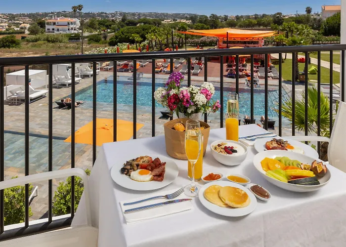 Hotel Regency Salgados &