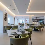 Regency Salgados & Szálloda 4*