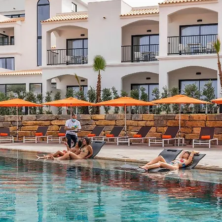 Regency Salgados & 4*