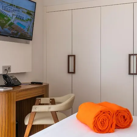 Regency Salgados & Отель 4*