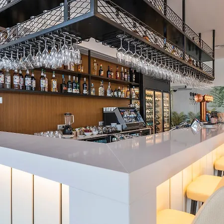 Regency Salgados & 4*