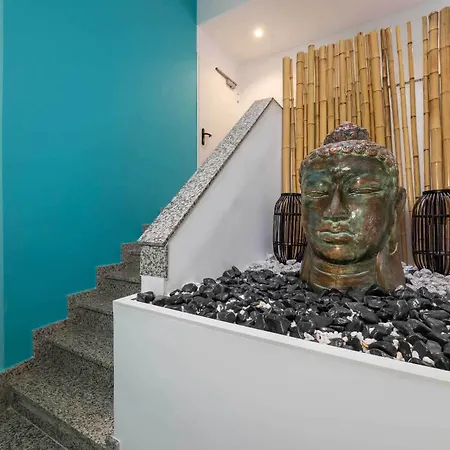 Regency Salgados & فندق