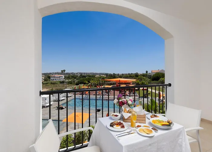 Готель Regency Salgados & 4*