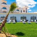 Hotel Regency Salgados & 4*